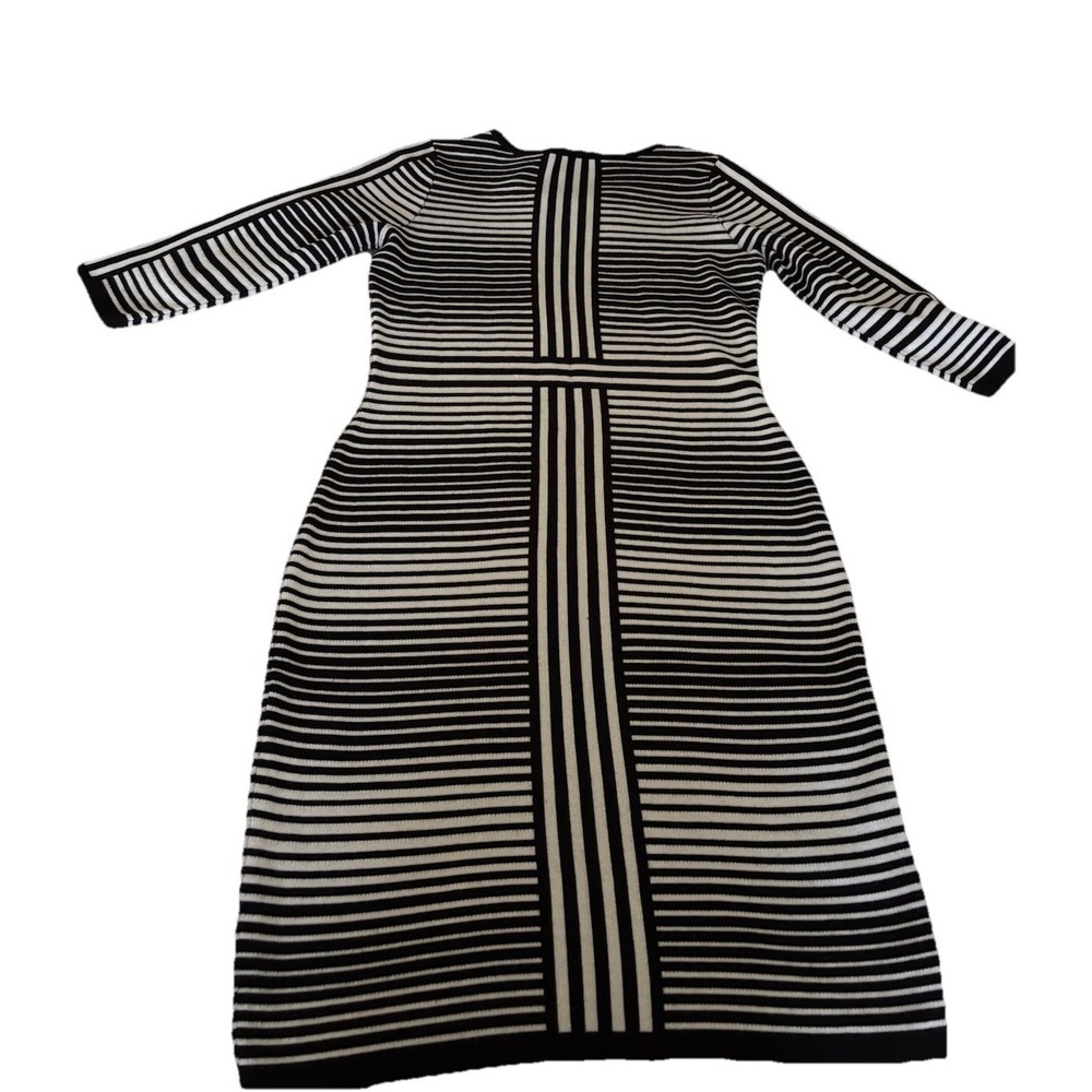 Gabby Skye Women's 3/4 Sleeve Side Printed Sheath Sweater Dress, Black/Ivory Lg - Picture 6 of 8
